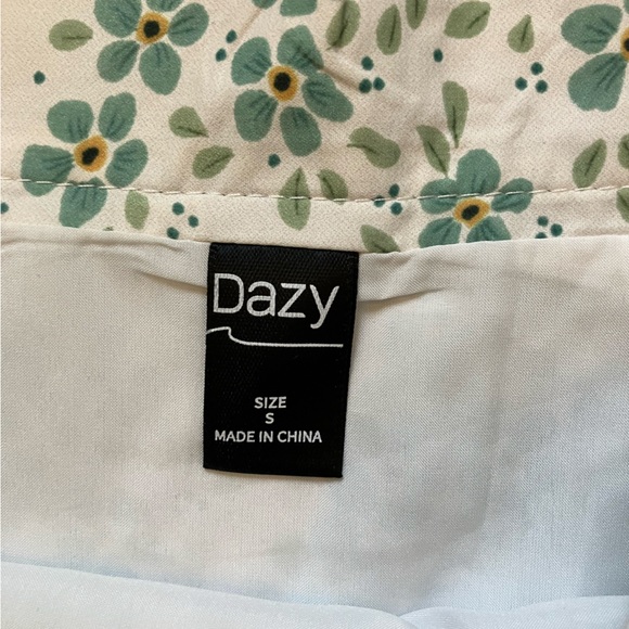 Ditzy Springtime HW Mini - Picture 3 of 3